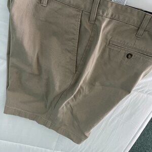 Nautica Chino Shorts Men's Size 38 Flat Front Tan 7" Inseam Dress Office